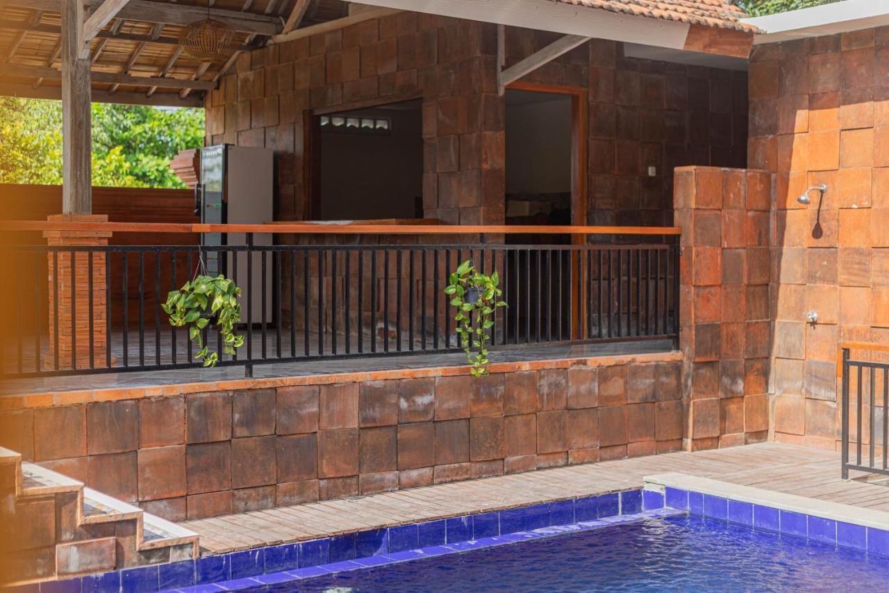 Candra Loka Studio & Apartment By The Loka Kerobokan Buitenkant foto