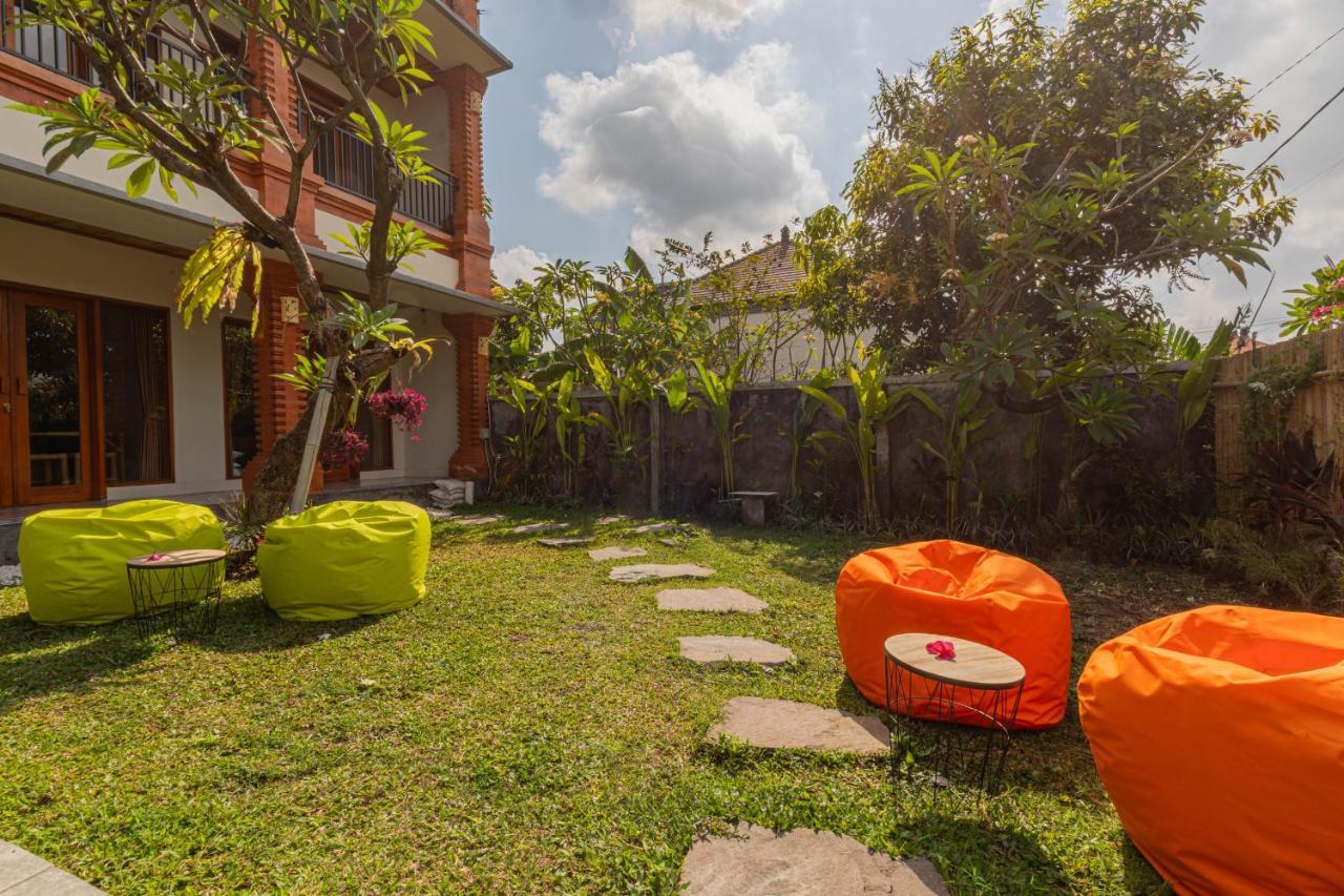 Candra Loka Studio & Apartment By The Loka Kerobokan Buitenkant foto