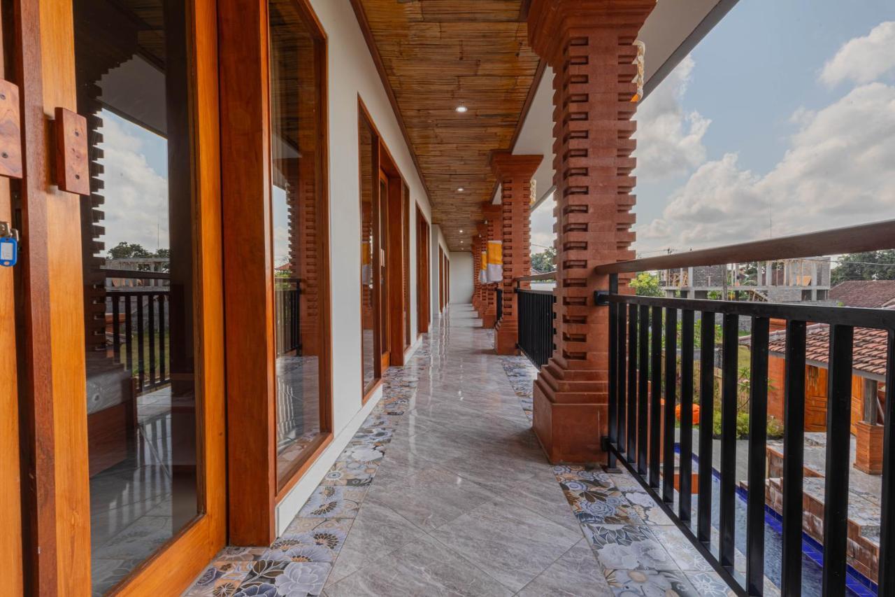 Candra Loka Studio & Apartment By The Loka Kerobokan Buitenkant foto