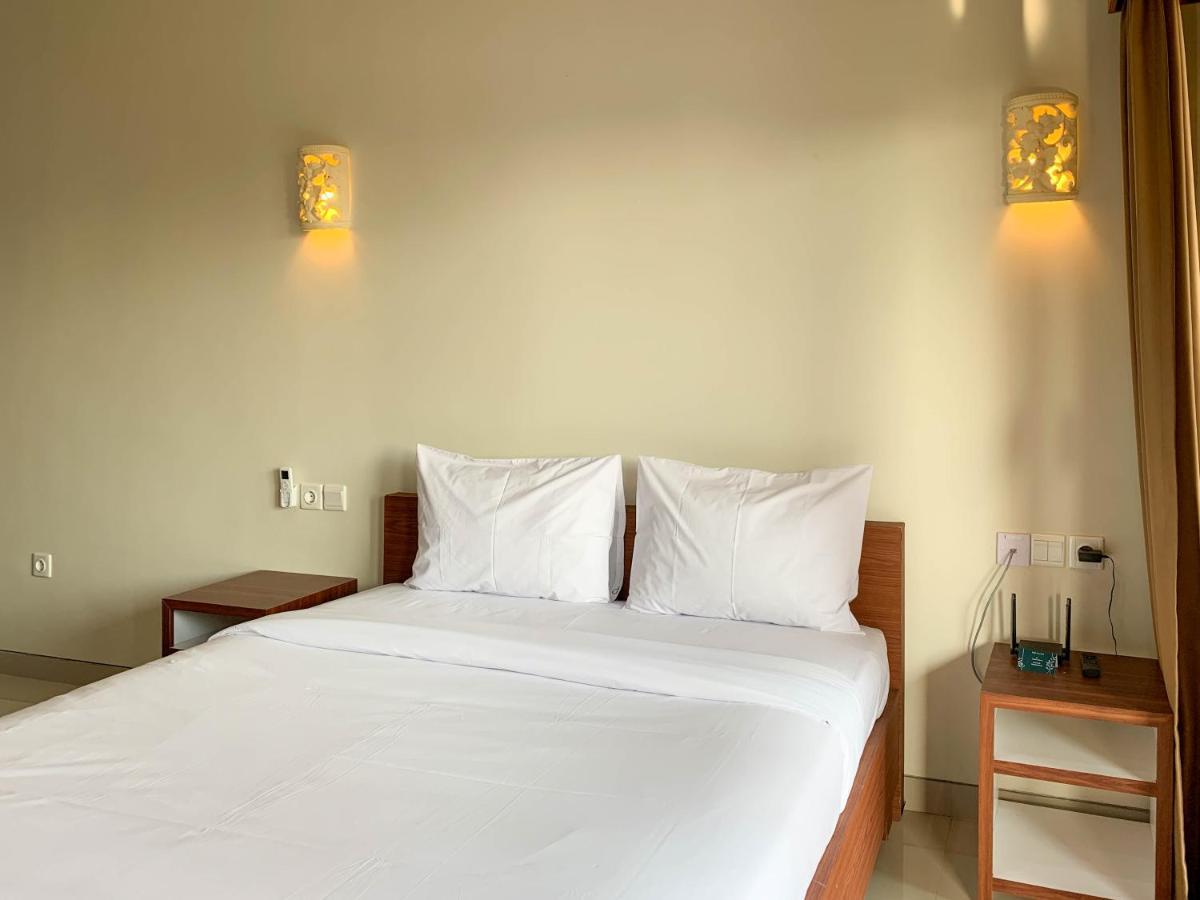 Candra Loka Studio & Apartment By The Loka Kerobokan Buitenkant foto