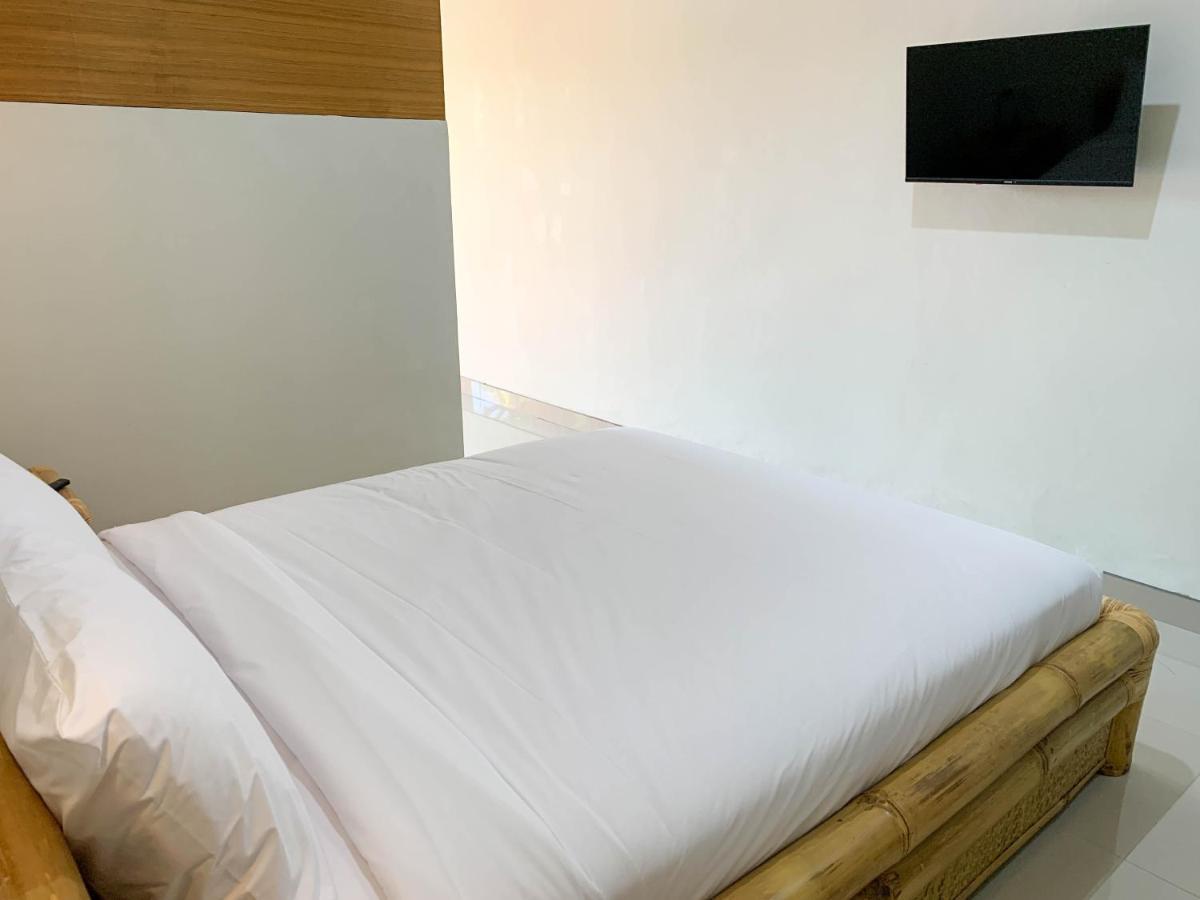 Candra Loka Studio & Apartment By The Loka Kerobokan Buitenkant foto