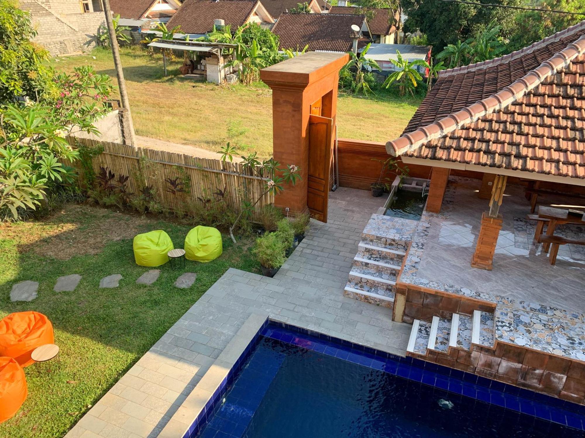 Candra Loka Studio & Apartment By The Loka Kerobokan Buitenkant foto