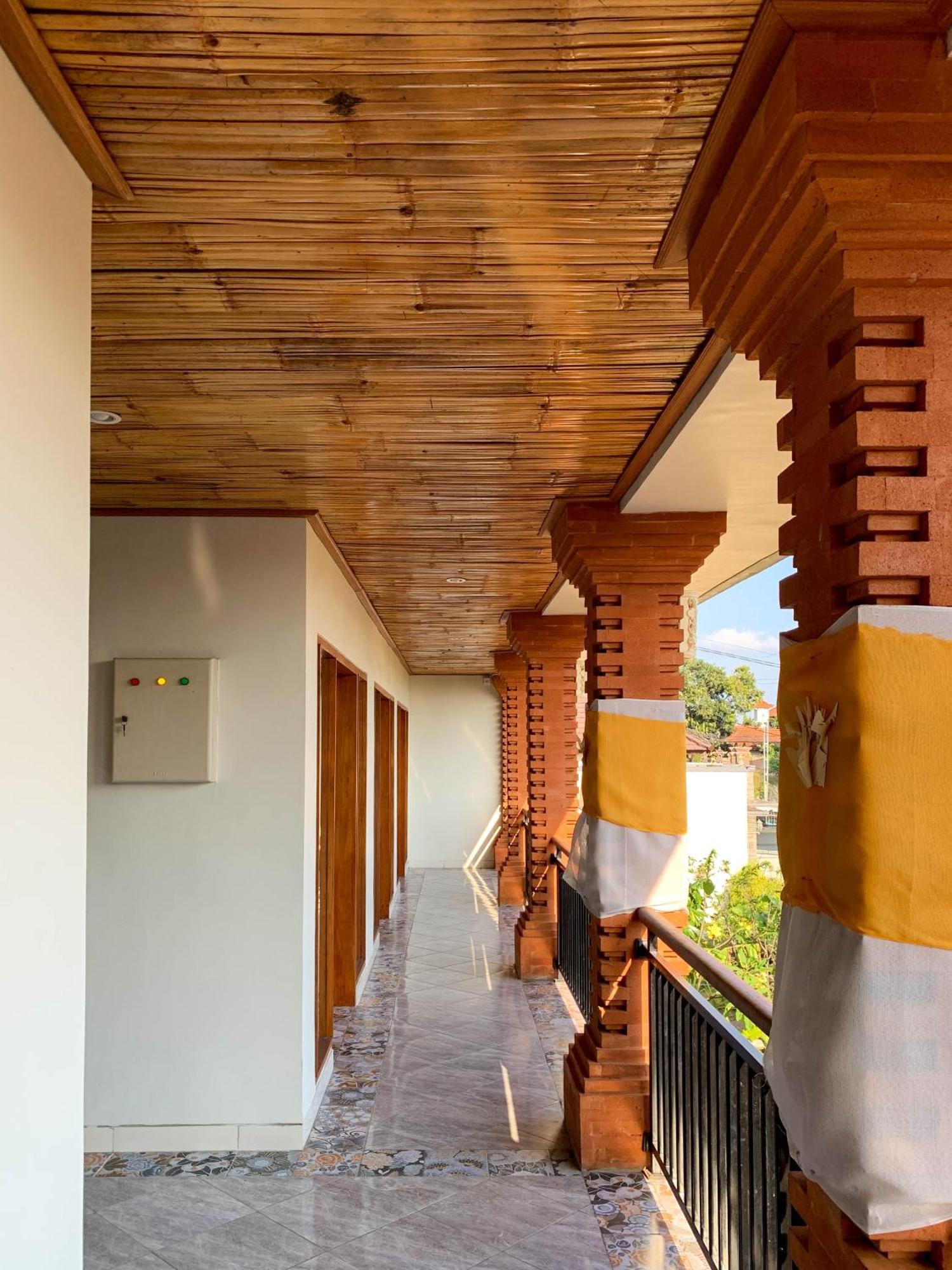 Candra Loka Studio & Apartment By The Loka Kerobokan Buitenkant foto