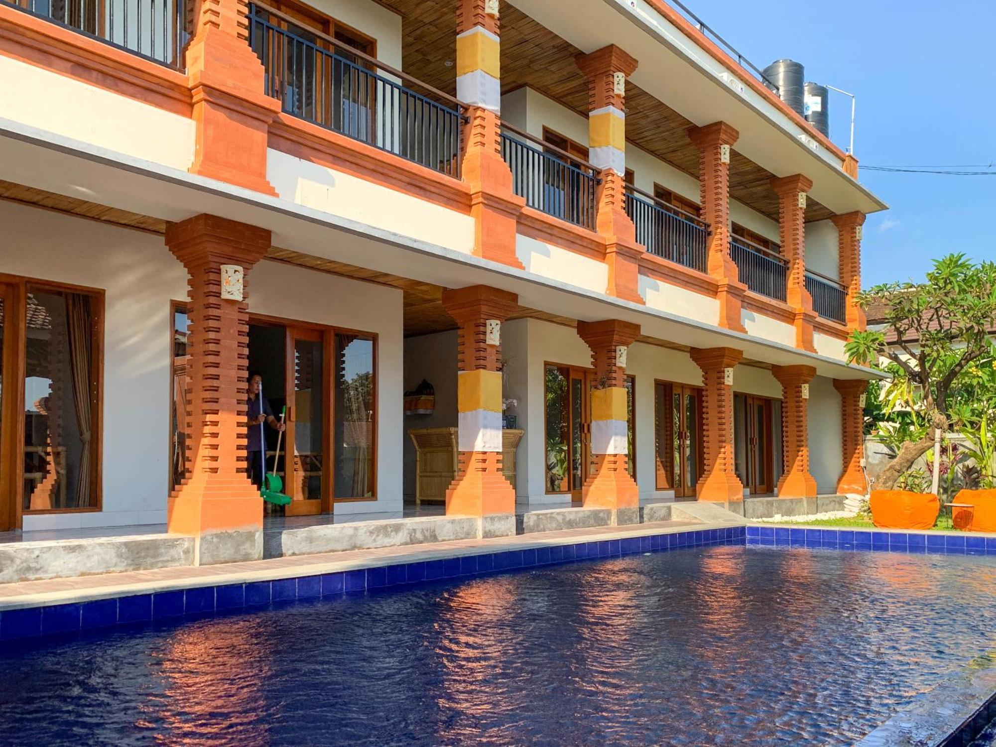 Candra Loka Studio & Apartment By The Loka Kerobokan Buitenkant foto
